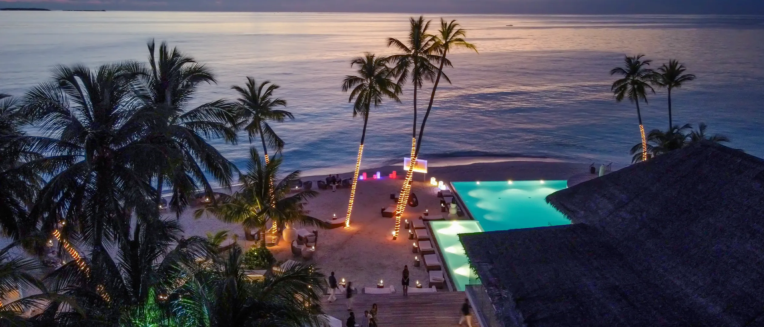 night-festive-season-baglioni-maldives-luxury-all-inclusive.webp